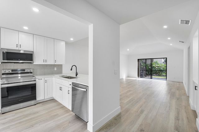 3127 Kingswood Terrace, Boca Raton, FL 33431