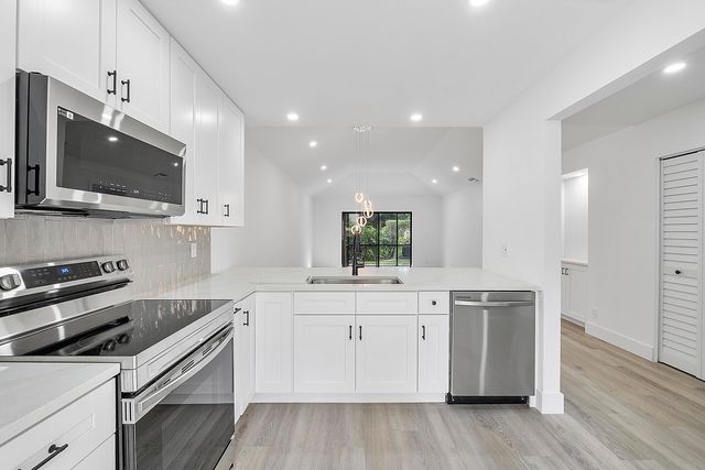 3127 Kingswood Terrace, Boca Raton, FL 33431