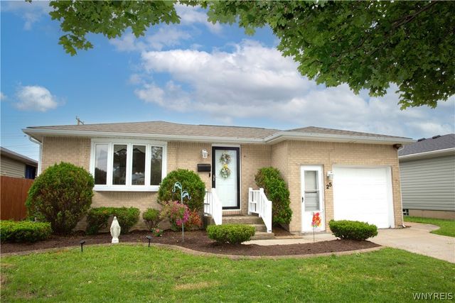 25 Karen Lane, Cheektowaga, NY 14043