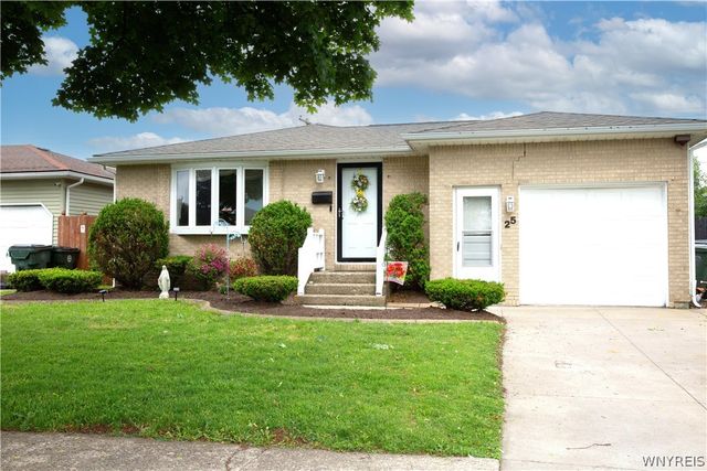 25 Karen Lane, Cheektowaga, NY 14043