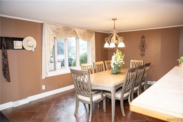 25 Karen Lane, Cheektowaga, NY 14043