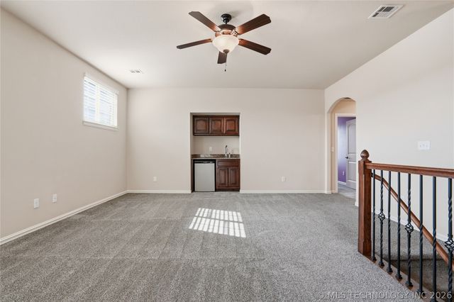 5758 E 143rd Street S, Bixby, OK 74008