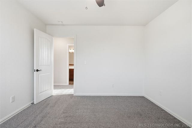 5758 E 143rd Street S, Bixby, OK 74008