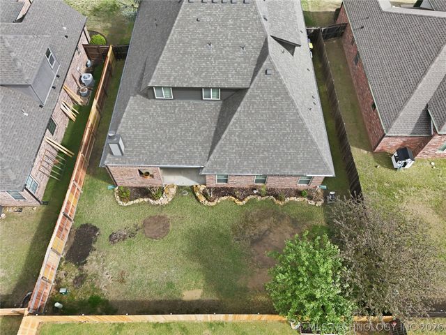 5758 E 143rd Street S, Bixby, OK 74008