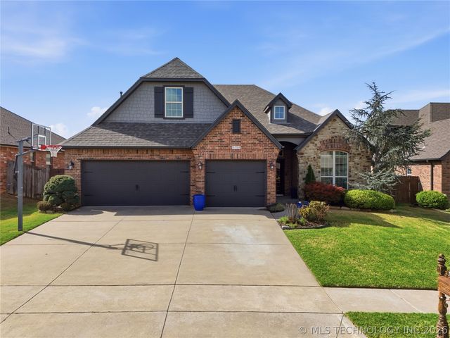 5758 E 143rd Street S, Bixby, OK 74008