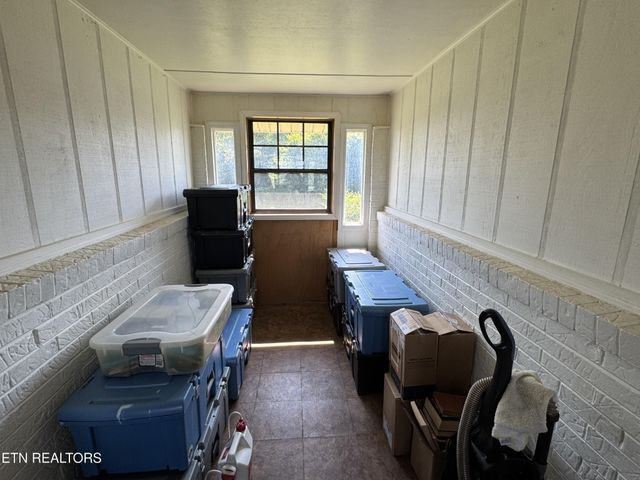 42434 N Highway 95, Lenoir City, TN 37772