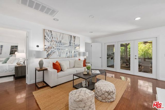 4745 Caritina Drive, Tarzana, CA 91356