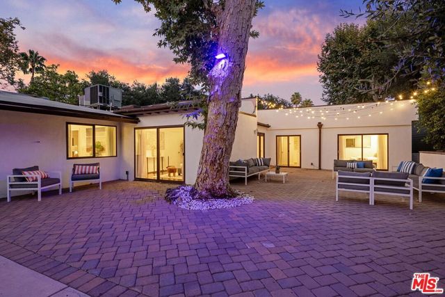 4745 Caritina Drive, Tarzana, CA 91356