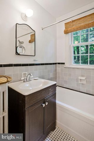 3911 MADISON ST, Hyattsville, MD 20781