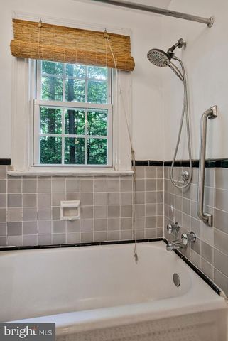 3911 MADISON ST, Hyattsville, MD 20781