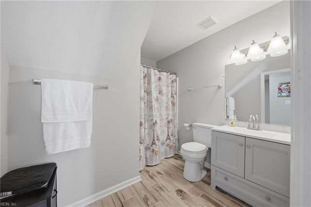 1020 Hillside AVE A, Norfolk, VA 23518