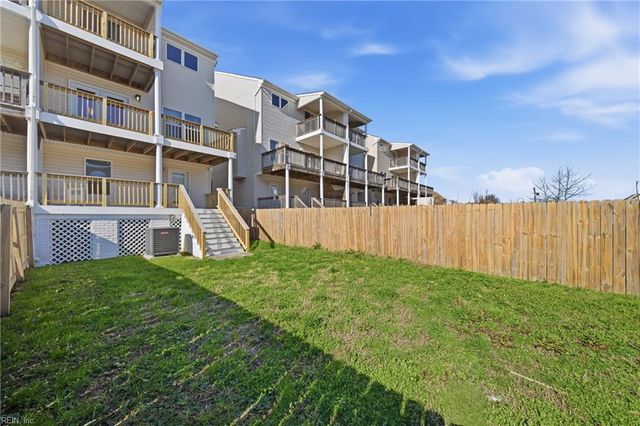 1020 Hillside AVE A, Norfolk, VA 23518