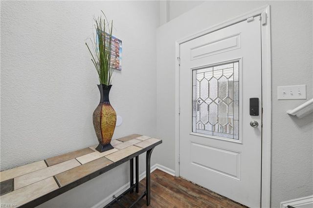 1020 Hillside AVE A, Norfolk, VA 23518