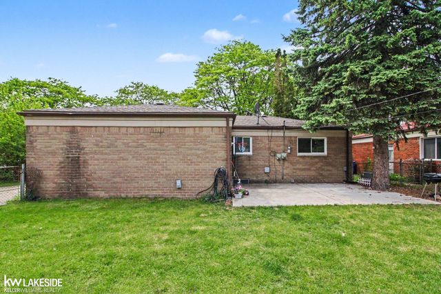 32654 Wareham Court, Warren, MI 48092