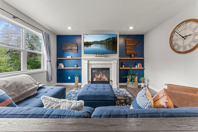 1420 Summit Court, Stillwater, MN 55082