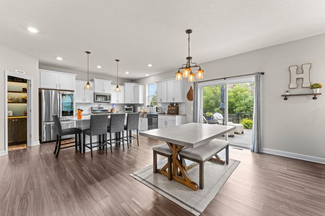 1420 Summit Court, Stillwater, MN 55082
