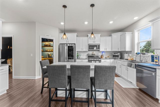1420 Summit Court, Stillwater, MN 55082