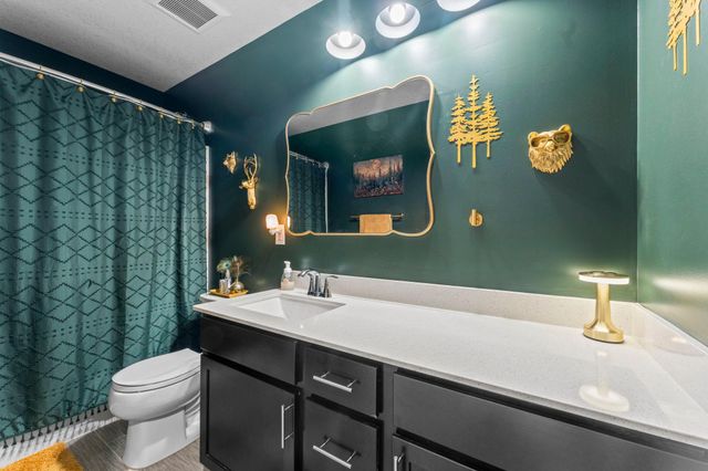1420 Summit Court, Stillwater, MN 55082