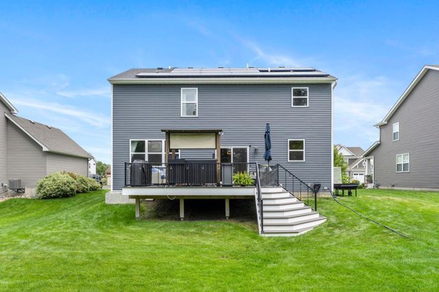 1420 Summit Court, Stillwater, MN 55082