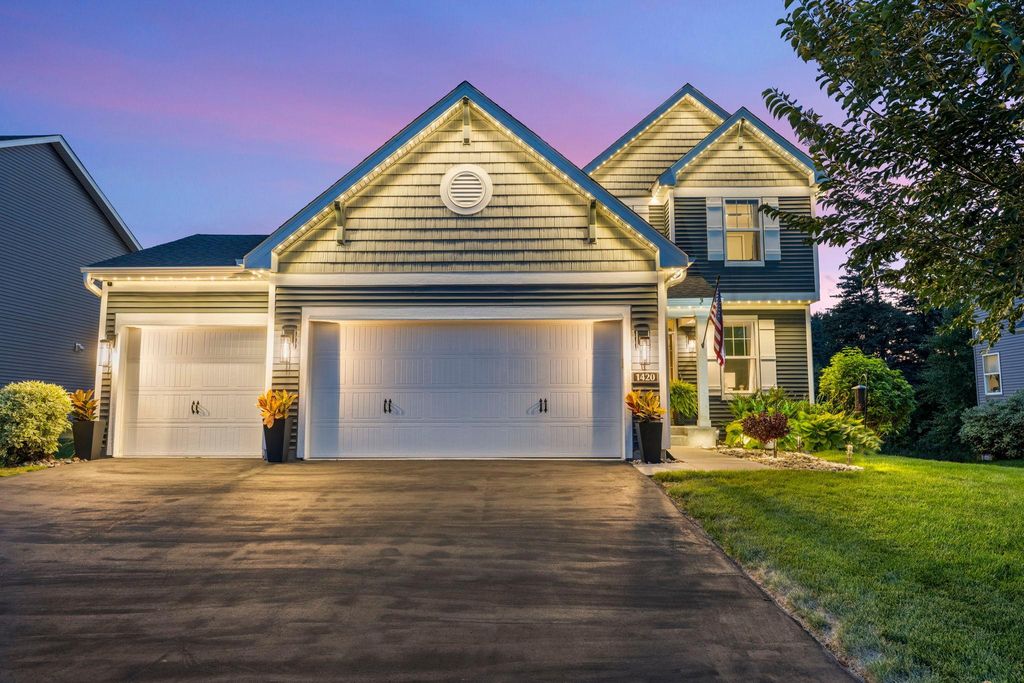 1420 Summit Court, Stillwater, MN 55082 — exterior