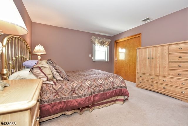 23 Harrison Ave, Saddle Brook Twp., NJ 07663