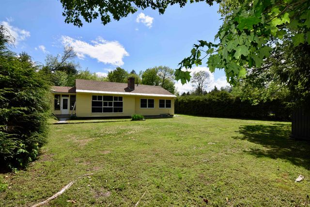9 Wildwood Avenue, Claremont, NH 03743