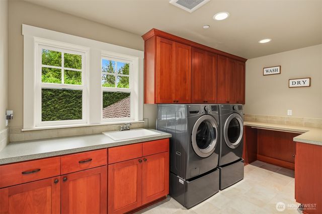 2350 292nd Lane NE, Carnation, WA 98014