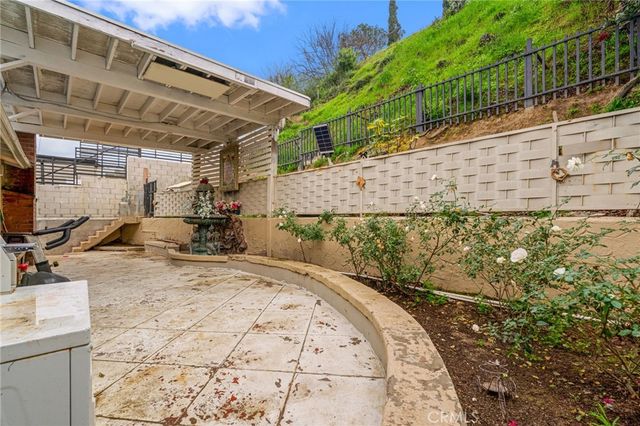2639 Round, Los Angeles, CA 90032