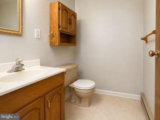 3 CAPE COURT, Manahawkin, NJ 08050