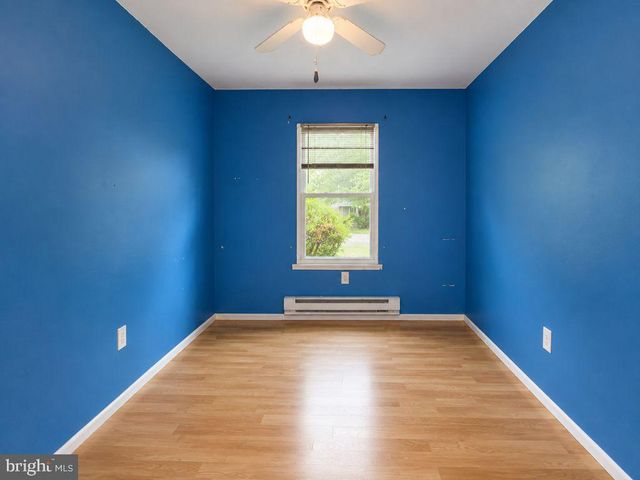 3 CAPE COURT, Manahawkin, NJ 08050