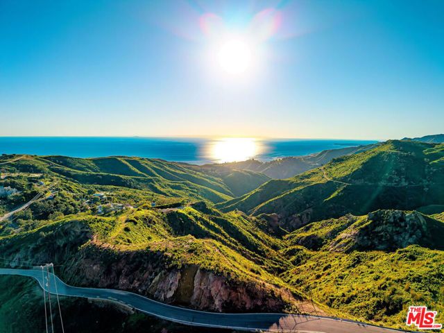 2825 Tuna Canyon Road, Topanga (los Angeles), CA 90290