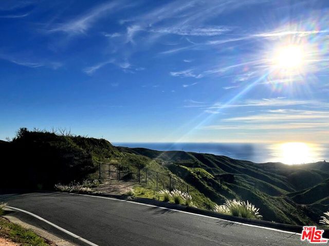 2825 Tuna Canyon Road, Topanga (los Angeles), CA 90290