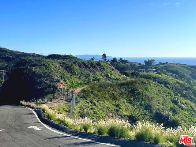 2825 Tuna Canyon Road, Topanga (los Angeles), CA 90290