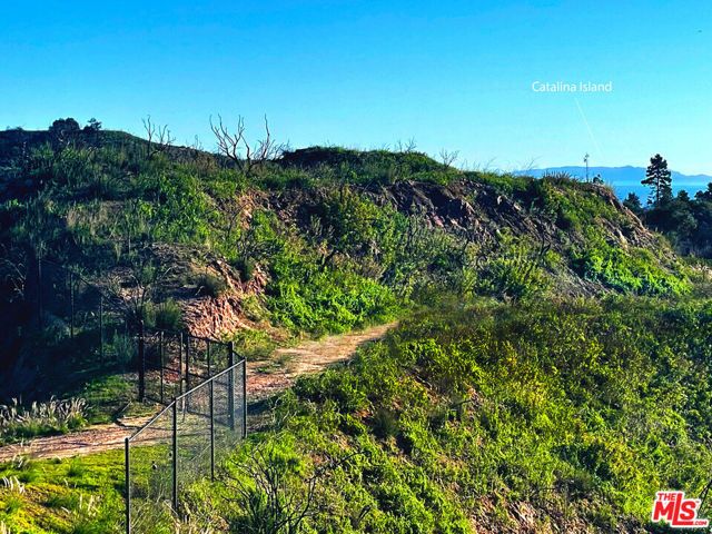 2825 Tuna Canyon Road, Topanga (los Angeles), CA 90290