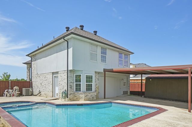 12848 Hilltop Drive, Balch Springs, TX 75180