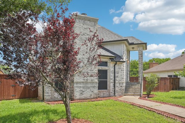 12848 Hilltop Drive, Balch Springs, TX 75180