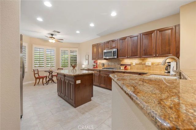 78688 Sunrise Canyon Avenue, Palm Desert, CA 92211