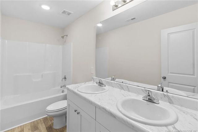 33 Pointer Way, Parkton, NC 28371