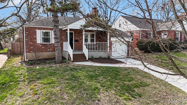 819 Blossom Lane, Rock Hill, MO 63119
