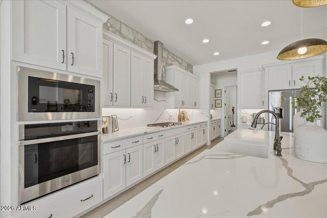 8146 E JUNE Street, Mesa, AZ 85207