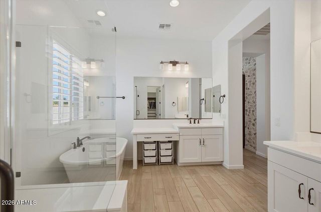 8146 E JUNE Street, Mesa, AZ 85207