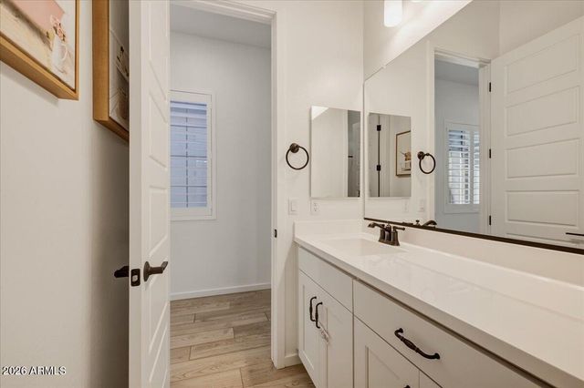 8146 E JUNE Street, Mesa, AZ 85207