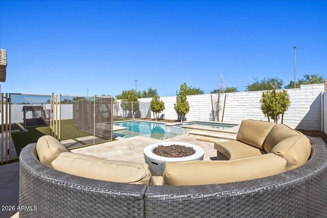 8146 E JUNE Street, Mesa, AZ 85207