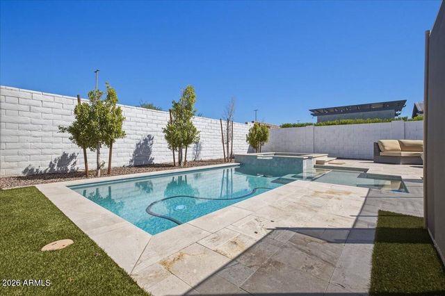 8146 E JUNE Street, Mesa, AZ 85207