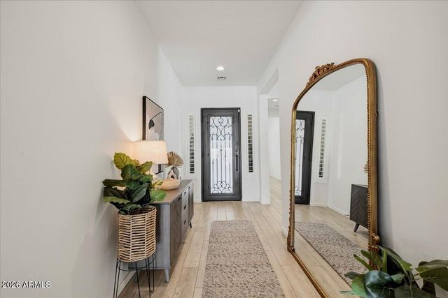 8146 E JUNE Street, Mesa, AZ 85207