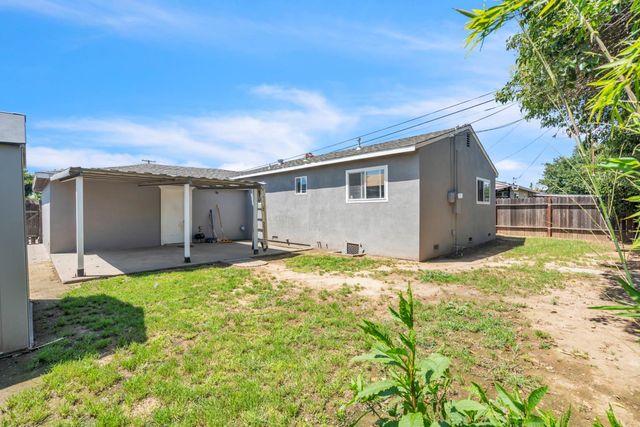 5849 67th St, Sacramento, CA 95824