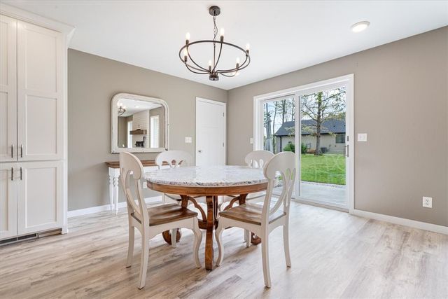 5 Rockhill Lane, Bella Vista, AR 72715