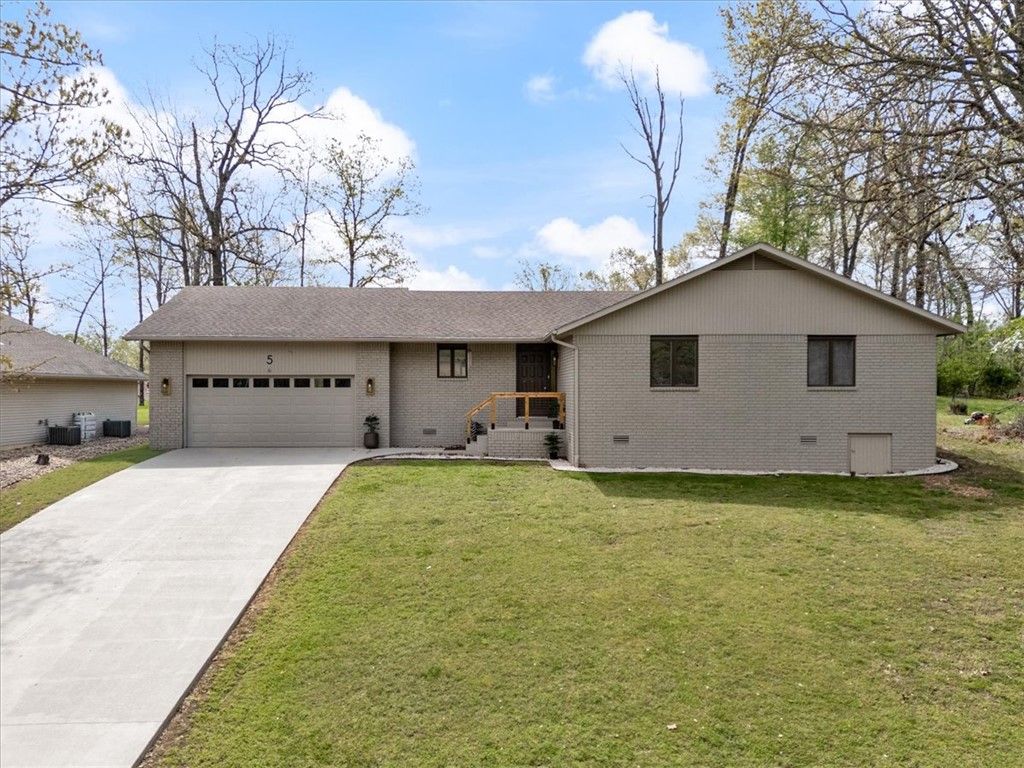 5 Rockhill Lane, Bella Vista, AR 72715