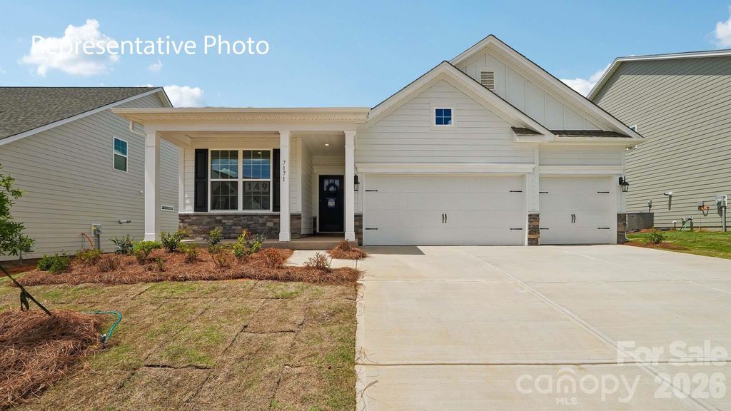 2858 Atwater Pond Circle, Denver, NC 28037