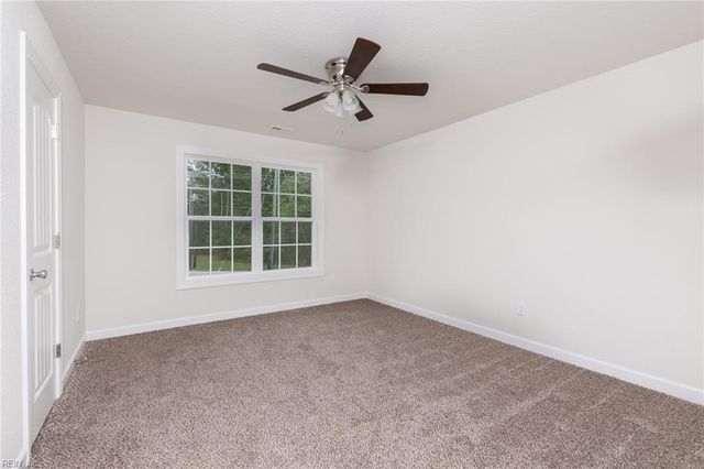 125 Taylors LN, Camden, NC 27921